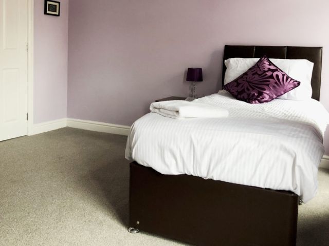 Bedroom in Sidings Holt in Crewe